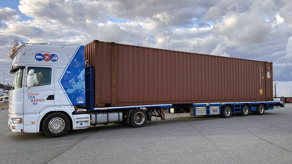 45 ft Intermodal container transport