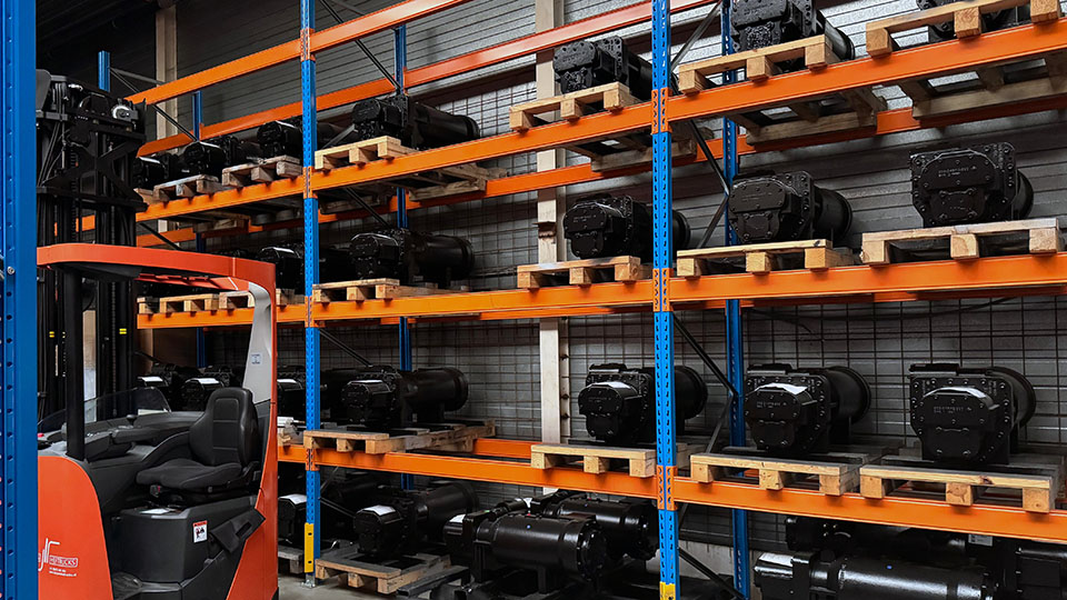 Reachtruck in warehouse